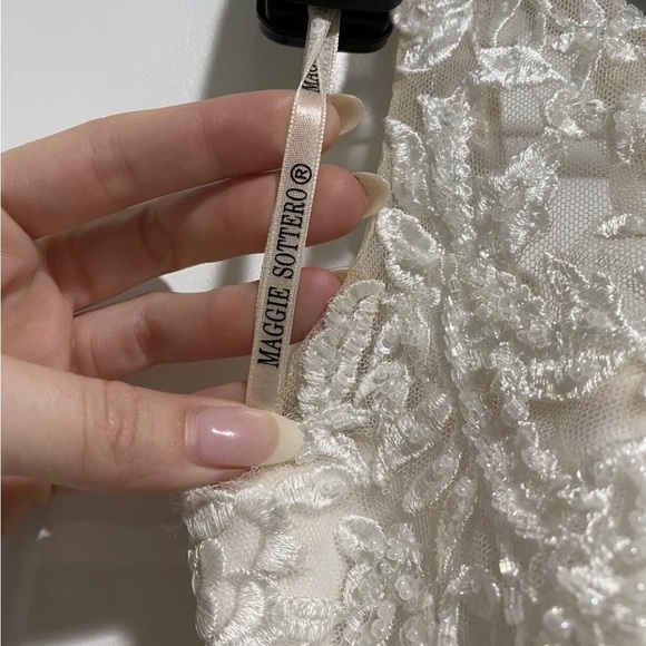 Maggie Sottero Lydia Ann Wedding Dress. - Picture 8 of 8